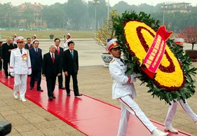 Lãnh đạo Đảng, Nhà nước vào Lăng viếng Chủ tịch Hồ Chí Minh nhân dịp Tết Nguyên đán Giáp Ngọ