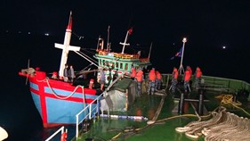 BTL Vùng Cảnh sát biển 1 cứu nạn tàu cá trên biển