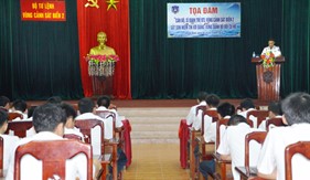 Tọa đàm “Cán bộ sĩ quan trẻ BTL Vùng Cảnh sát biển 2 sắt son niềm tin với Đảng, xứng danh Bộ đội Cụ Hồ”