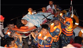 BTL Vùng Cảnh sát biển 4 cấp cứu kịp thời ngư dân tại xã đảo Thổ Châu 