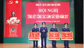 Đẩy mạnh thực hiện Cuộc vận động “Phát huy truyền thống, cống hiến tài năng, xứng danh Bộ đội Cụ Hồ” trong Lực lượng Cảnh sát biển