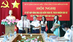 Ký kết bảo hiểm hàng không giữa BTL Cảnh sát biển và Tổng công ty bảo hiểm quân đội