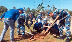 Tuổi trẻ Bộ Tư lệnh Vùng Cảnh sát biển 2 tham gia Ngày hội "Thanh niên chung tay bảo vệ môi trường”