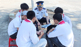 Bộ Tư lệnh Vùng Cảnh sát biển 1 phối hợp tuyên truyền pháp luật tại huyện Tiền Hải, tỉnh Thái Bình