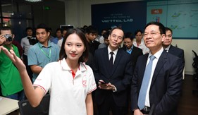 Viettel tài trợ phòng lab mạng di động 4G, thúc đẩy hoạt động nghiên cứu tại trường Đại học