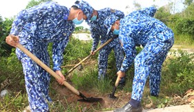 Đoàn thanh niên Bộ Tư lệnh Vùng Cảnh sát biển 4 thực hiện "Ngày vì môi trường Phú Quốc"