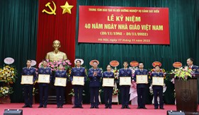 Trung tâm Đào tạo và bồi dưỡng nghiệp vụ Cảnh sát biển kỉ niệm 40 năm Ngày Nhà giáo Việt Nam