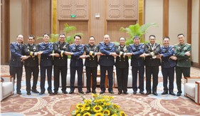 Gặp xã giao và trao đổi song phương giữa Cảnh sát biển Việt Nam và Cảnh sát biển Indonesia