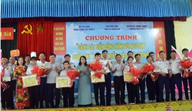 Chương trình “Cảnh sát biển đồng hành với ngư dân” tại Nghệ An