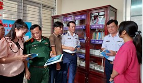 Bộ quốc phòng kiểm tra tuyên truyền, phổ biến Luật Cảnh sát biển Việt Nam tại Tiền Giang