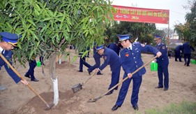 Bộ Tư lệnh Vùng Cảnh sát biển 1 hưởng ứng Tết trồng cây đầu Xuân Giáp Thìn