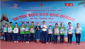 Sôi nổi Cuộc thi “Em yêu biển, đảo quê hương” tại huyện Phú Tân, tỉnh Cà Mau