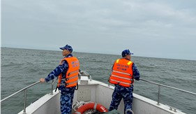 Tìm thấy thi thể 2 ngư dân Nghệ An mất tích trên biển do lật tàu