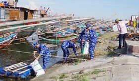 Thực hiện công tác dân vận gắn với phong trào “Quân đội chung sức xây dựng nông thôn mới” tại Hải đội 202