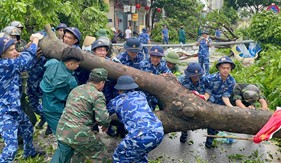 Cảnh sát biển Việt Nam phát huy hiệu quả chức năng đội quân công tác trong phòng, chống và khắc phục hậu quả bão Yagi