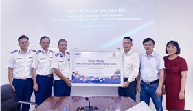 Tiếp nhận hơn 10.000 sản phẩm tăng cường sức khỏe Cảnh sát biển Việt Nam và ngư dân trên biển