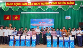 Bộ Tư lệnh Vùng Cảnh sát biển 3 đồng hành với ngư dân huyện Cần Giờ, Thành phố Hồ Chí Minh