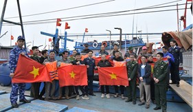 Tuyên truyền nâng cao nhận thức pháp luật cho nhân dân, ngư dân và học sinh thị xã Nghi Sơn