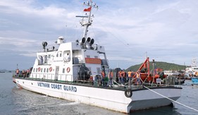 Bộ Tư lệnh Vùng Cảnh sát biển 4 và các địa phương khảo sát vùng biển đảo phía Tây Nam