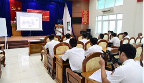 Bộ Tư lệnh Vùng Cảnh sát biển 1 tập huấn xác định vị trí tàu bằng mục tiêu thiên văn