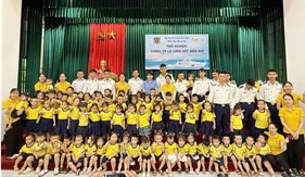 Sôi nổi các hoạt động trải nghiệm thực tế tại Hải đội 202