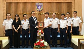 Bí thư thứ nhất Đại sứ quán Nhật Bản thăm, làm việc tại Bộ Tư lệnh Vùng Cảnh sát biển 2