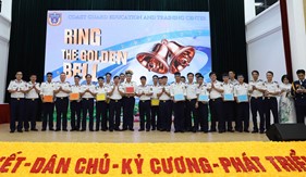 Rung chuông vàng - Kết nối tri thức, vững bước tương lai