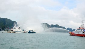 Bộ Tư lệnh Vùng Cảnh sát biển 1 phối hợp luyện tập tìm kiếm, cứu hộ, cứu nạn