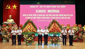 Cảnh sát biển Việt Nam chúc mừng các đồng chí được Thủ tướng Chính phủ bổ nhiệm chức vụ mới