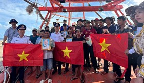 Phát huy truyền thống 95 năm công tác dân vận của Đảng, góp phần xây dựng “thế trận lòng dân” vững chắc trên biển