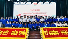 Tuổi trẻ Hải đội 212 tích cực hưởng ứng Phong trào “Bình dân học vụ số”