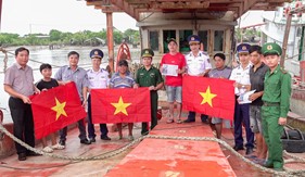 Hải đoàn 42 tuyên truyền phòng, chống khai thác IUU cho ngư dân bằng nhiều giải pháp thiết thực, hiệu quả