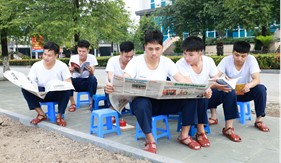 Những tiếng cười đặc biệt ngày cuối tuần