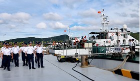 Trung tướng Bùi Quốc Oai kiểm tra tại Bộ Tư lệnh Vùng Cảnh sát biển 4