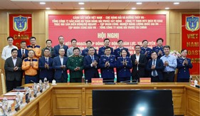 Tăng cường vai trò của nhân lực, tàu thuyền và phương tiện dân sự trong bảo vệ biển đảo