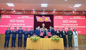 Cảnh sát biển Việt Nam và tỉnh Thanh Hóa ký kết Chương trình phối hợp công tác dân vận