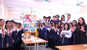 Mang tình yêu từ Hà Nội gửi ra biển lớn