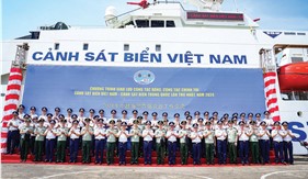 Thắm tình hữu nghị Cảnh sát biển Việt Nam - Cảnh sát biển Trung Quốc