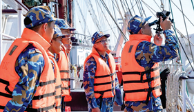 Huấn luyện thực hành thiên văn hàng hải cho học viên đào tạo sĩ quan Cảnh sát biển tại Học viện Hải quân