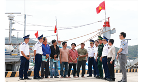 Phối hợp các lực lượng trong phòng, chống khai thác thủy sản bất hợp pháp, không báo cáo và không theo quy định