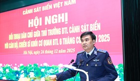 Thủ trưởng Cảnh sát biển Việt Nam đối thoại dân chủ với cán bộ, chiến sĩ khối cơ quan