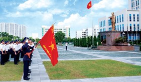 Vận dụng tư tưởng Hồ Chí Minh trong xây dựng Lực lượng Cảnh sát biển Việt Nam tinh, gọn, mạnh, đáp ứng yêu cầu nhiệm vụ mới