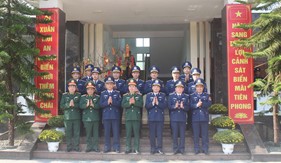 Thượng tướng Đỗ Xuân Tụng thăm và kiểm tra tại Đoàn Đặc nhiệm PCTP ma túy số 2