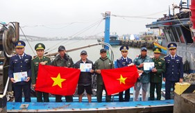 Hải đội 202 đẩy mạnh tuyên truyền chống IUU