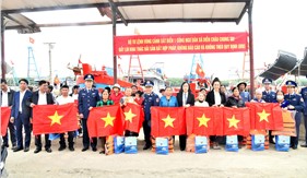 Đồng hành với ngư dân xã Diễn Châu, tỉnh Nghệ An