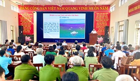 Bộ Tư lệnh Vùng Cảnh sát biển 3 tuyên truyền biển, đảo tại thành phố Hồ Chí Minh