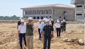Đoàn công tác Cục Doanh trại kiểm tra tiến độ thi công Dự án tại Bộ Tư lệnh Vùng Cảnh sát biển 2