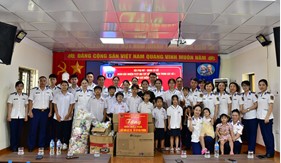 Tuổi trẻ Đoàn Đặc nhiệm PCTP ma túy số 1 và  Đoàn Trinh sát số 1 chung tay vì cộng đồng