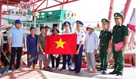 Đoàn Đặc nhiệm PCTP ma túy số 4 tuyên truyền pháp luật cho ngư dân Gành Hào