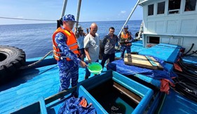 Bắt giữ tàu vận chuyển trái phép khoảng hơn 150.000 lít dầu D.O